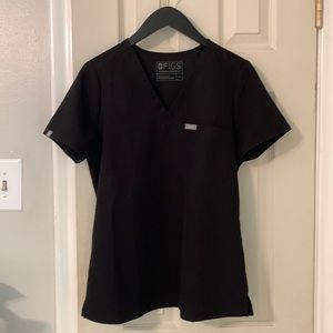 FIGS Catarina Black Scrub Top Size Small
